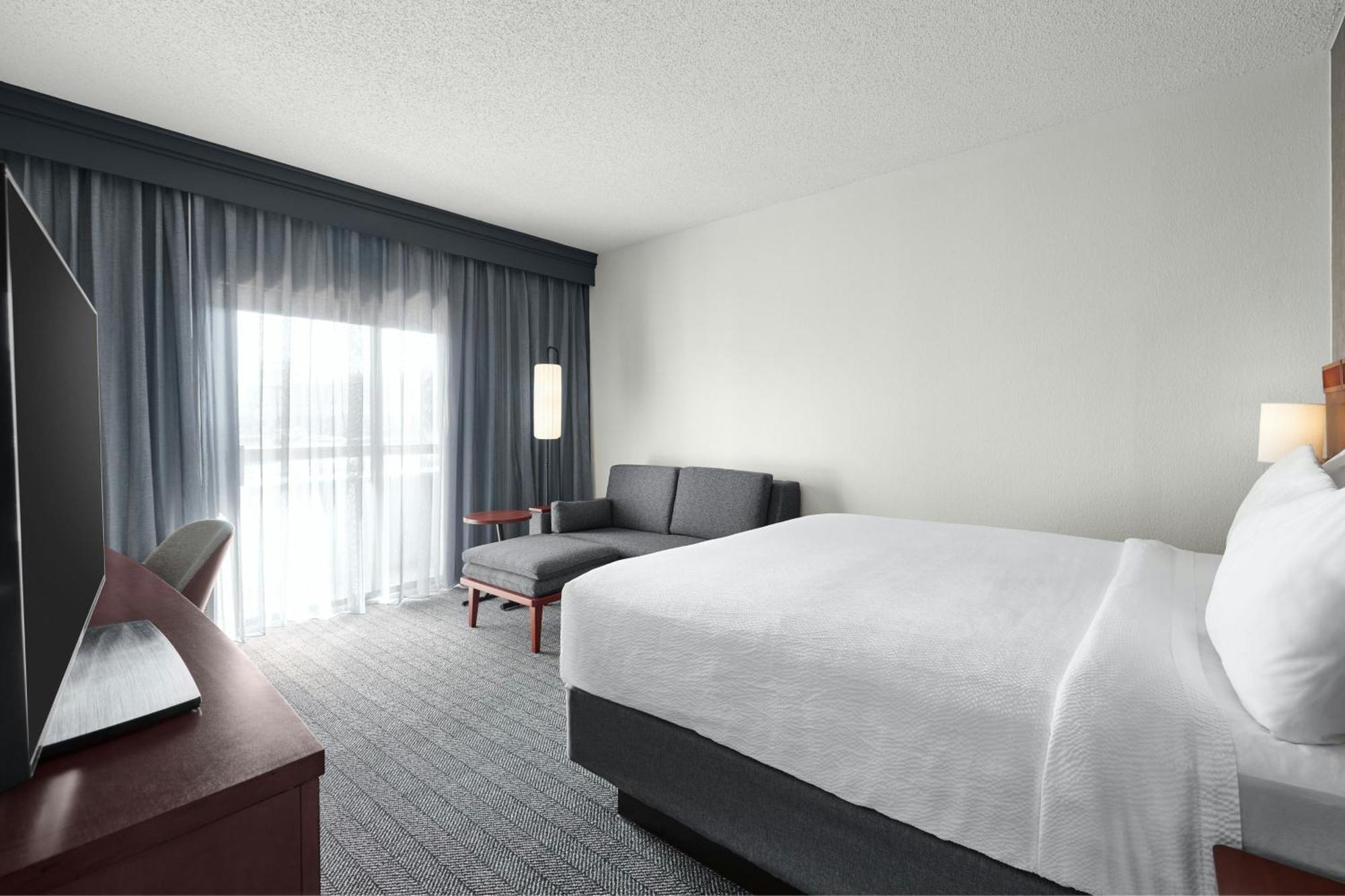 Courtyard St. Louis Creve Coeur Hotell Eksteriør bilde