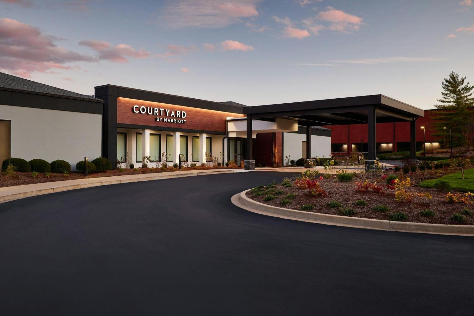 Courtyard St. Louis Creve Coeur Hotell Eksteriør bilde
