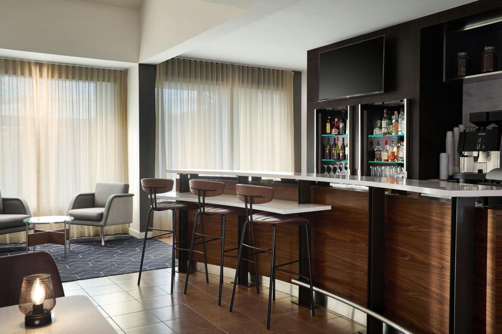 Courtyard St. Louis Creve Coeur Hotell Eksteriør bilde