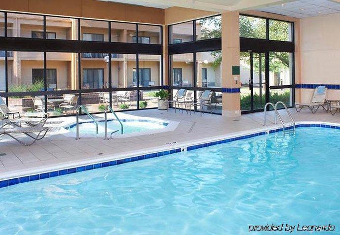 Courtyard St. Louis Creve Coeur Hotell Fasiliteter bilde