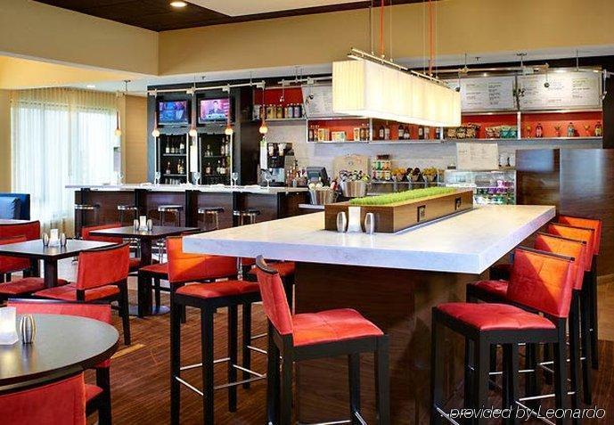 Courtyard St. Louis Creve Coeur Hotell Restaurant bilde