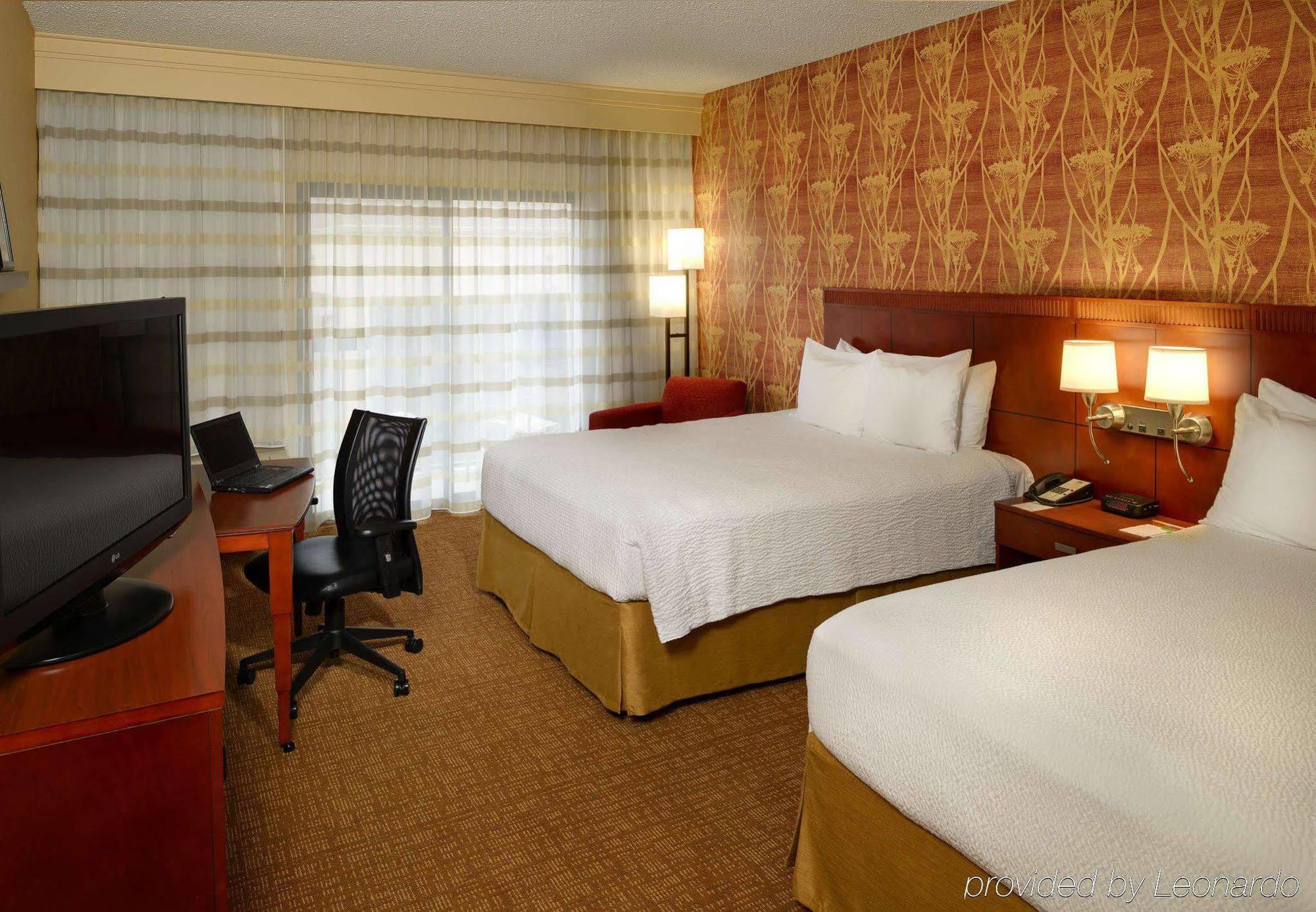 Courtyard St. Louis Creve Coeur Hotell Eksteriør bilde